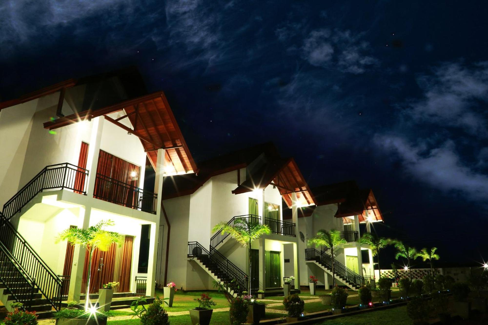 Avonil Resort Yala Tissamaharama Kültér fotó