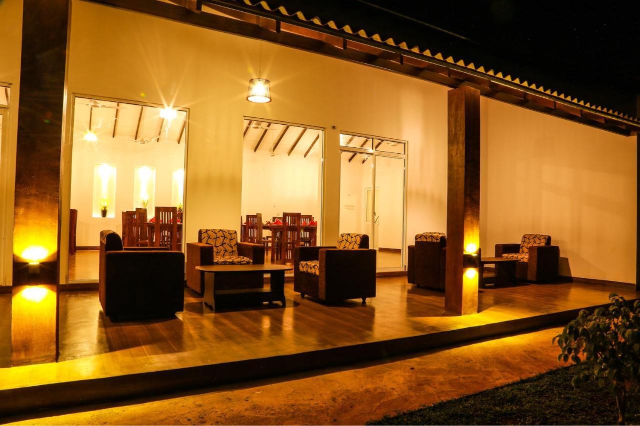 Avonil Resort Yala Tissamaharama Kültér fotó